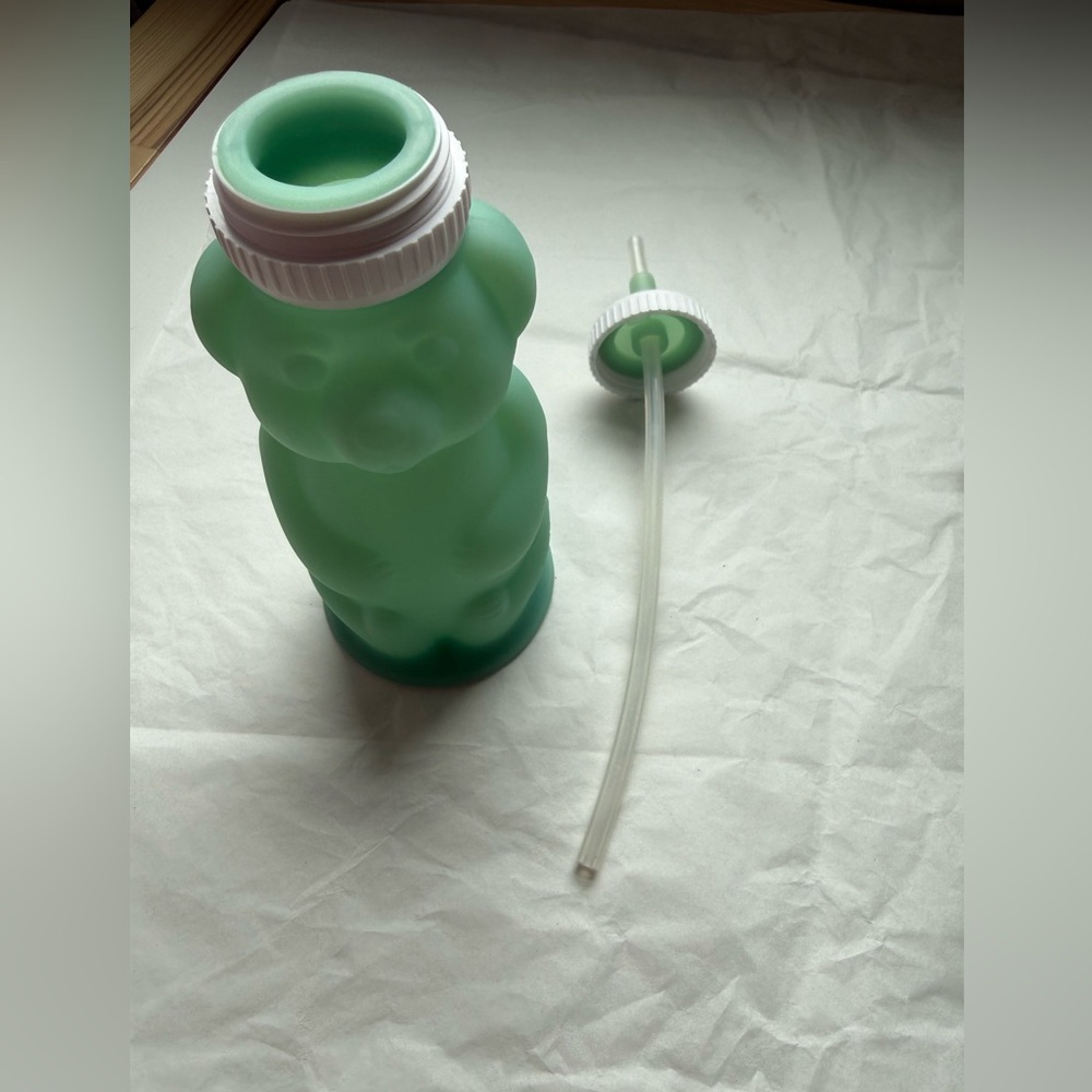Legendary Milk Silicone Honey Bear Cup - teach babies to drink from straw - Picture 5 of 9